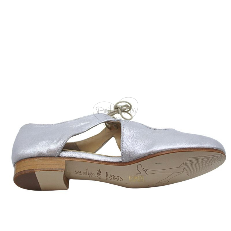 BEGONA CERVERA ESCOTE SCARPA SWING