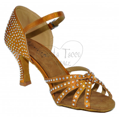 Scarpa con strass dal prezzo shock