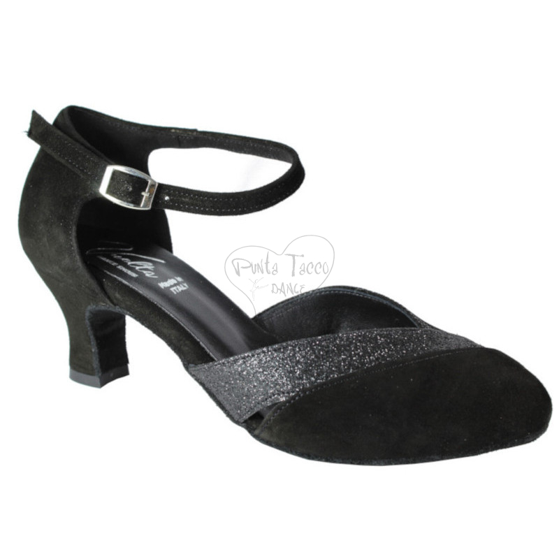 Vuelta shoes, Made in Italy exclusive shoes to keep balance during your dance